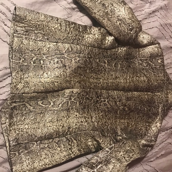 Women’s blazer - Picture 6 of 6